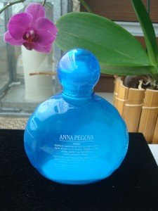 Leite Hidratante para Corpo Anna Pegova.