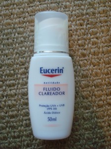 Fluido Clareador Eucerin.
