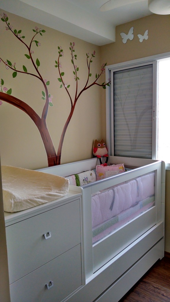 Berço no Quarto da Helena.