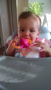 Helena se lambuzando com Melão na Redinha.