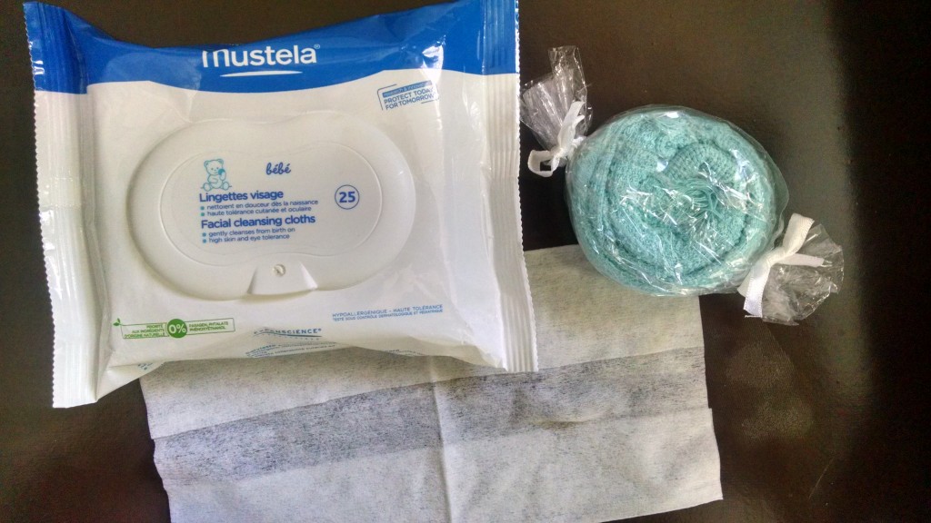 Lenço Facial Mustela.